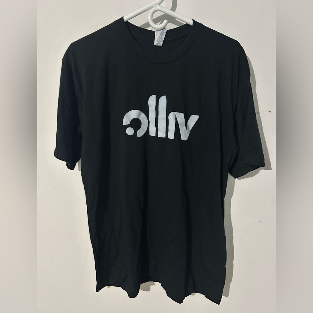 Defunct Brand Black Graphic T-Shirt